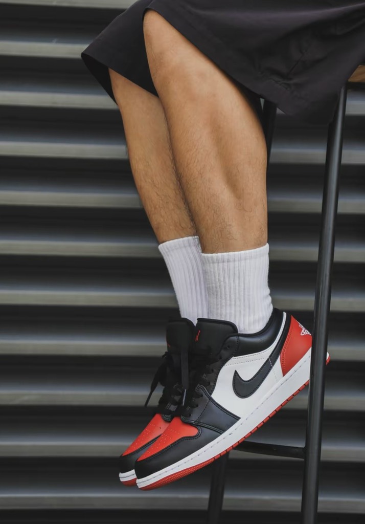 Jordan 1 Low Bred Toe 2023 