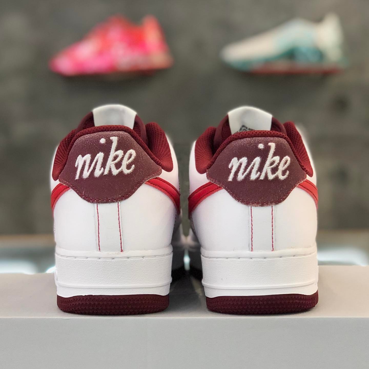 NIKE AIR FORCE 1 LOW '07 'FIRST USE WHITE TEAM RED' - DA8478 101