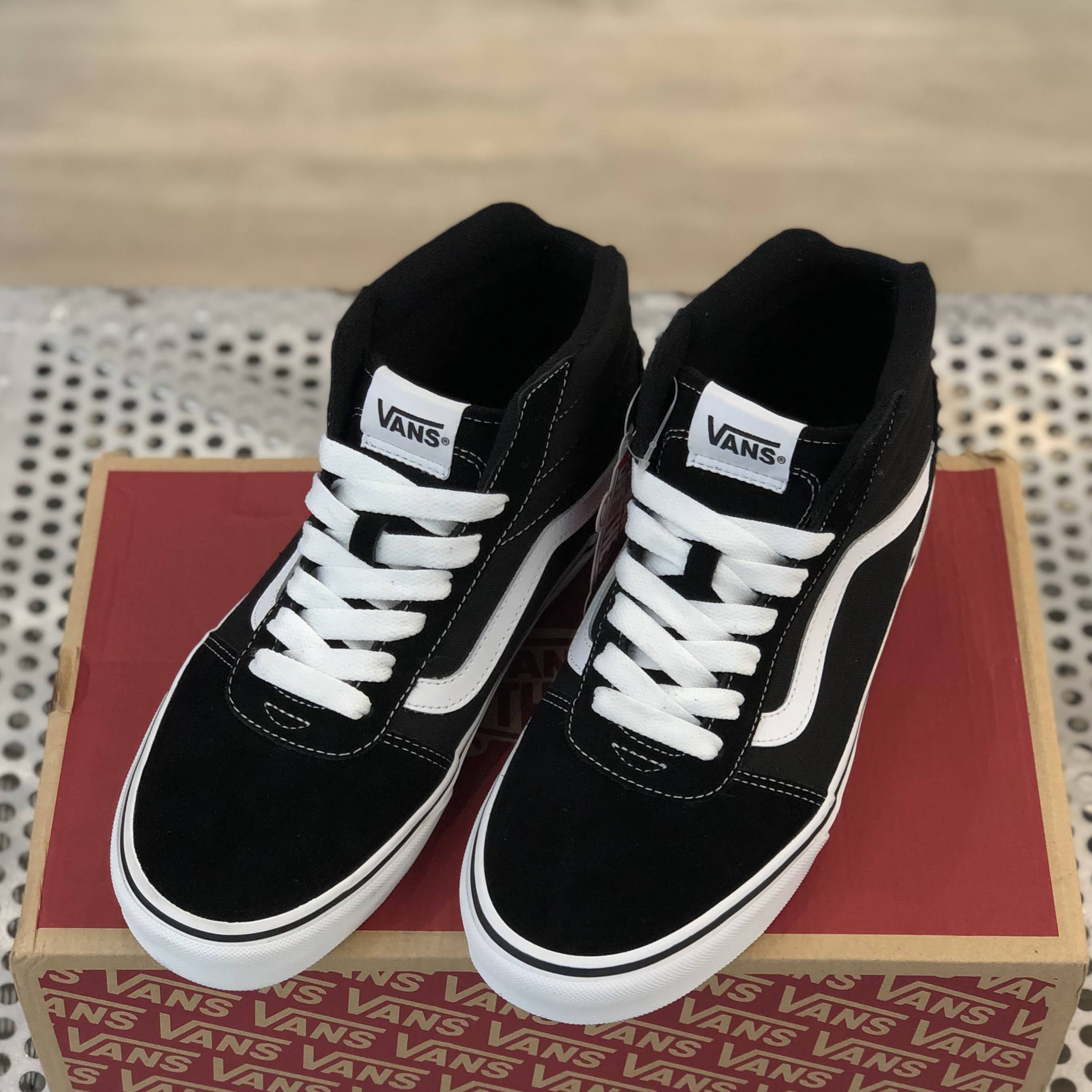 Kalinga Ashok Vans Old Skool V Pro Black Vans Suede Van Ward