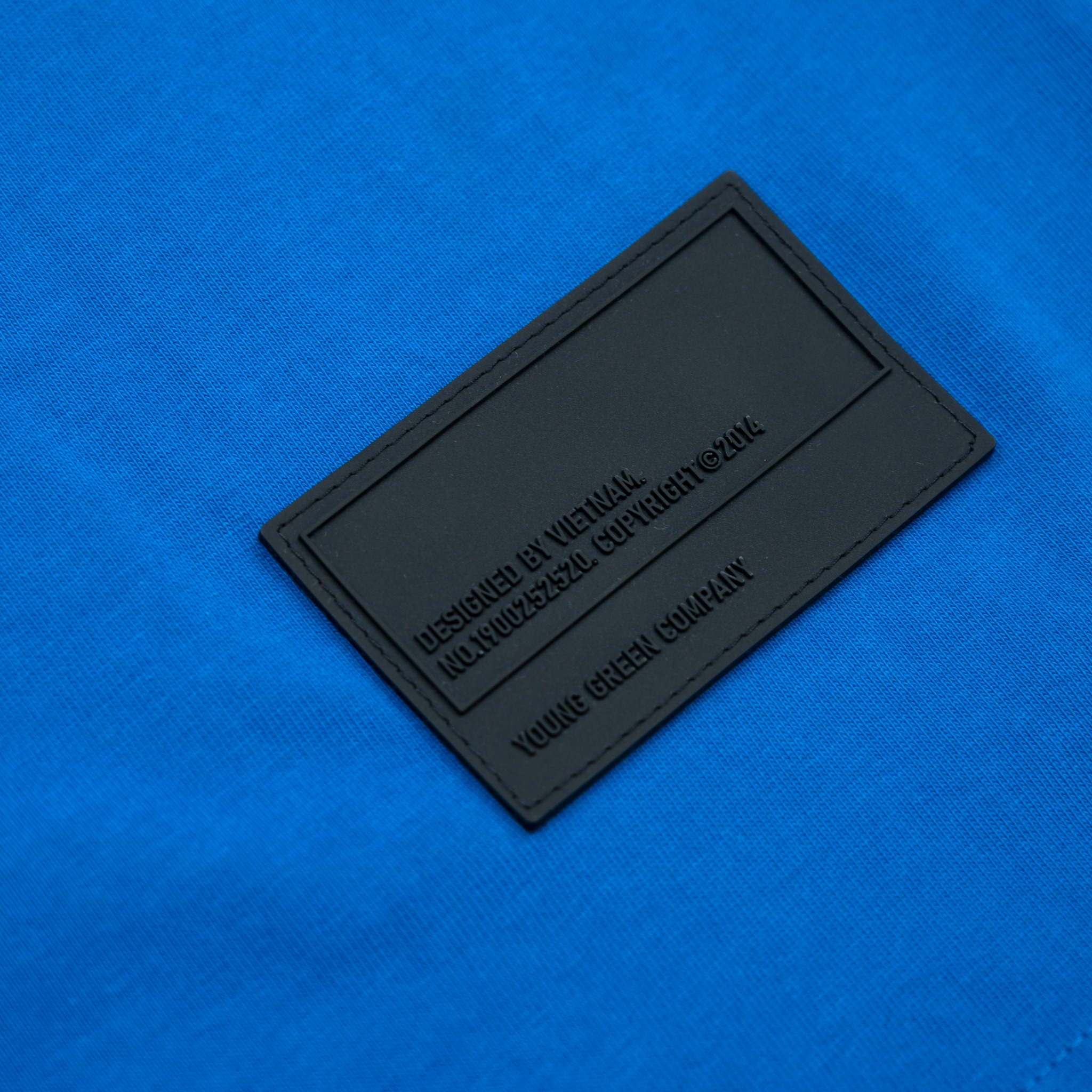 AVEC GRAND PLAISIR FW23 T-SHIRT