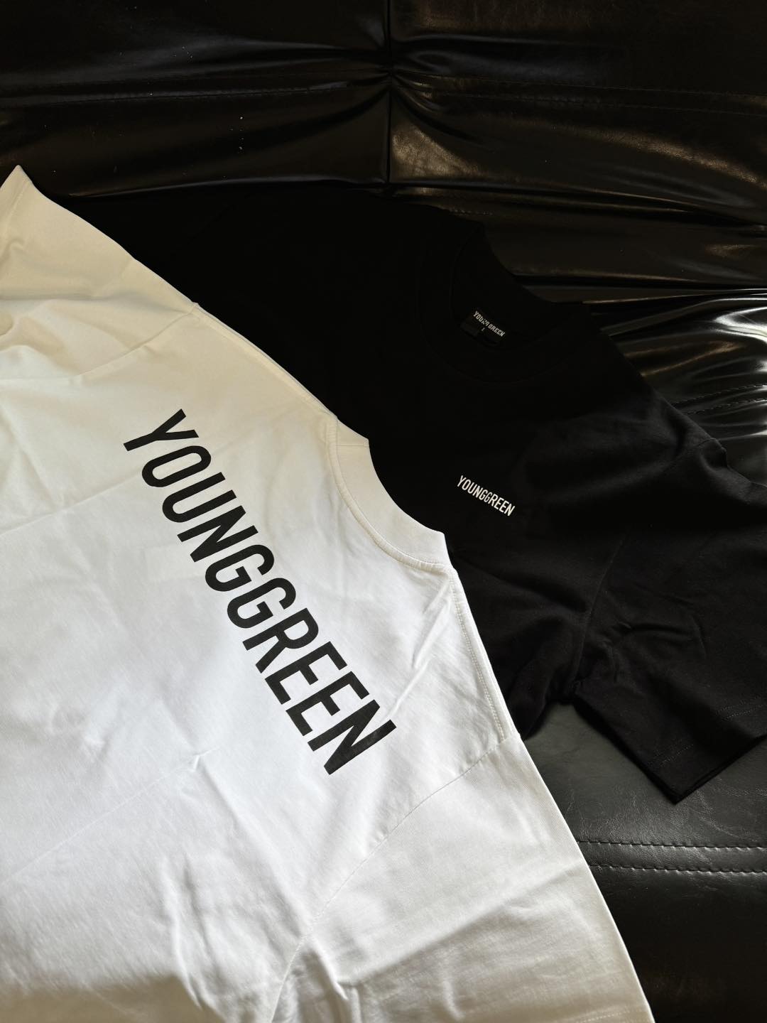 BLACK YOUNG GREEN T-SHIRT