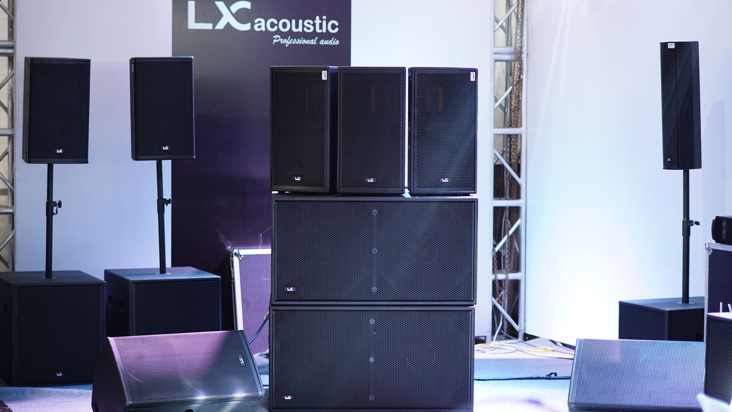 Gian Hàng Thương Hiệu Âm Thanh Lx acoustic tại Plase Show Hà Nội 2024