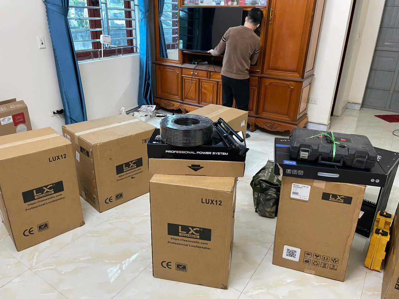 Lắp Đặt Dàn Karaoke Cao Cấp 46tr900 Với 2 Đôi Loa Tại Phú Thọ