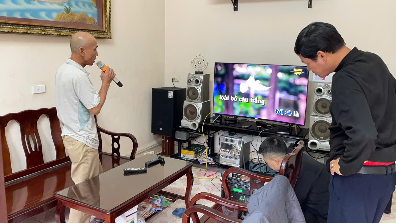 Lắp Đặt - Nâng Cấp Dàn Karaoke Tại Hà Nội (Loa LUX12, Vang Số DX900)