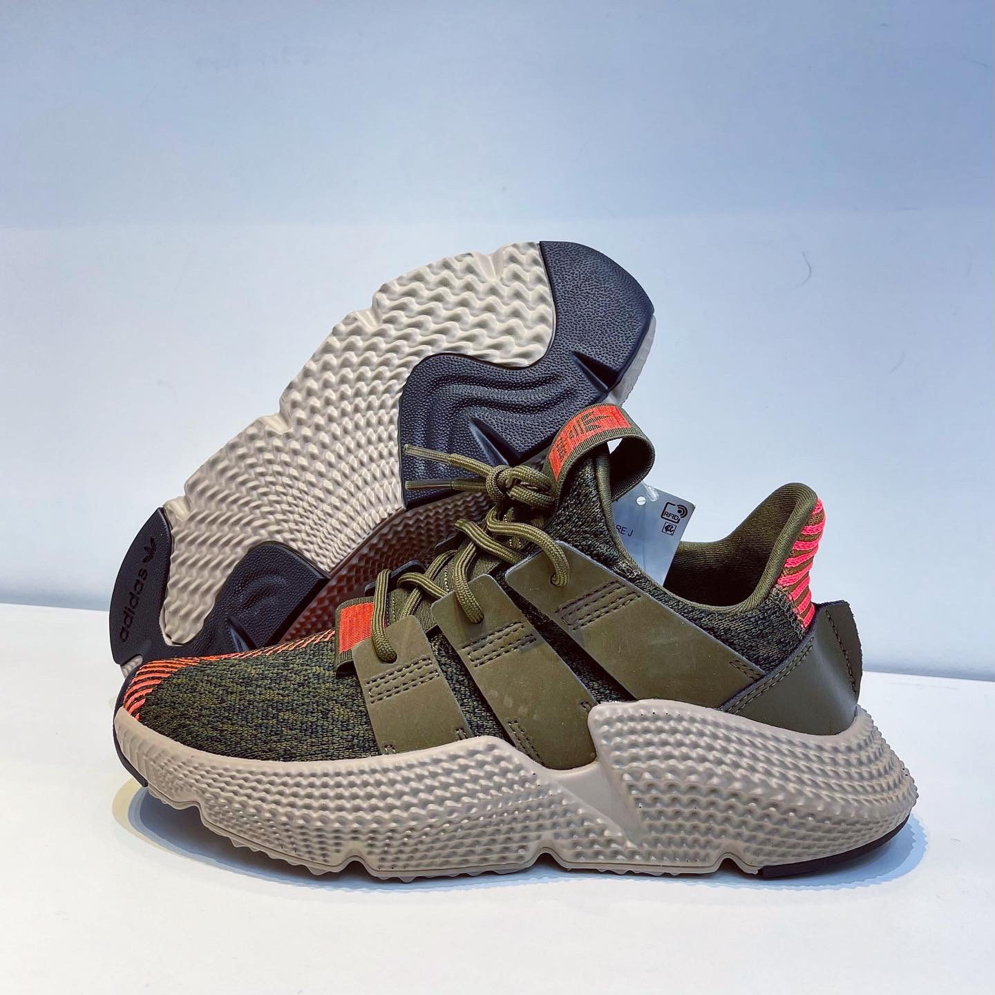 Giày Adidas Prophere Olive AQ0509 – Uspox - Siêu thị giày thể thao chính  hãng