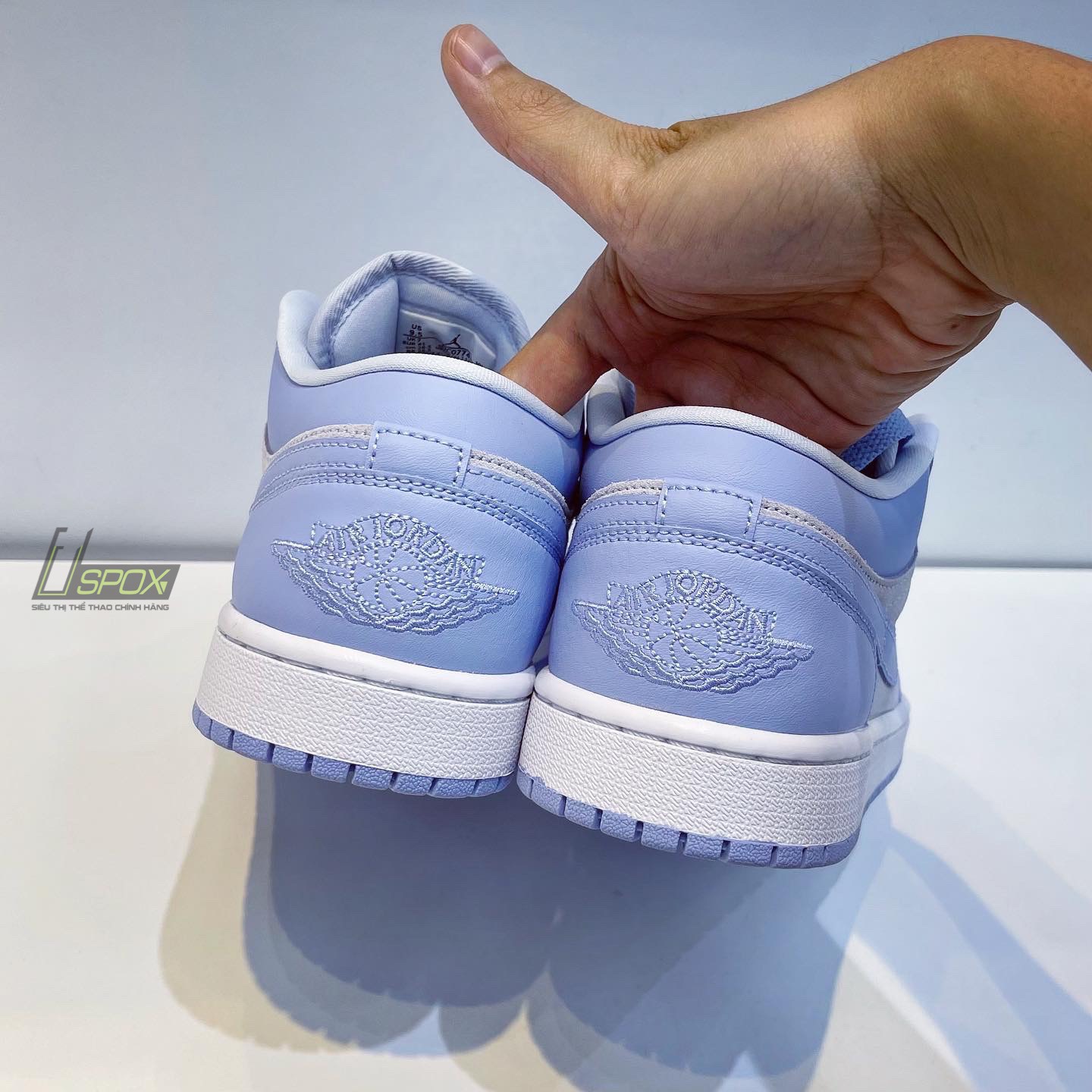 jd sports air jordan 1 university blue