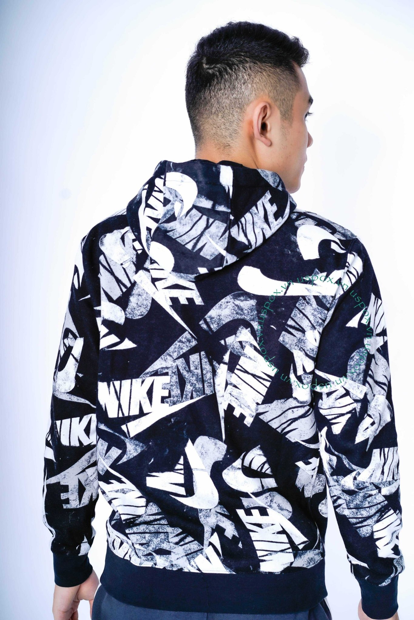nike sportswear club aop hoodie