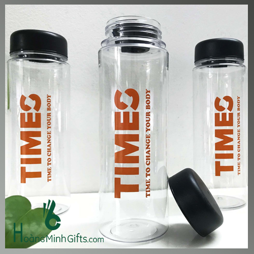 binh-dung-nuoc-nhua-mybottle-in-logo-khach-hang-times-fitness