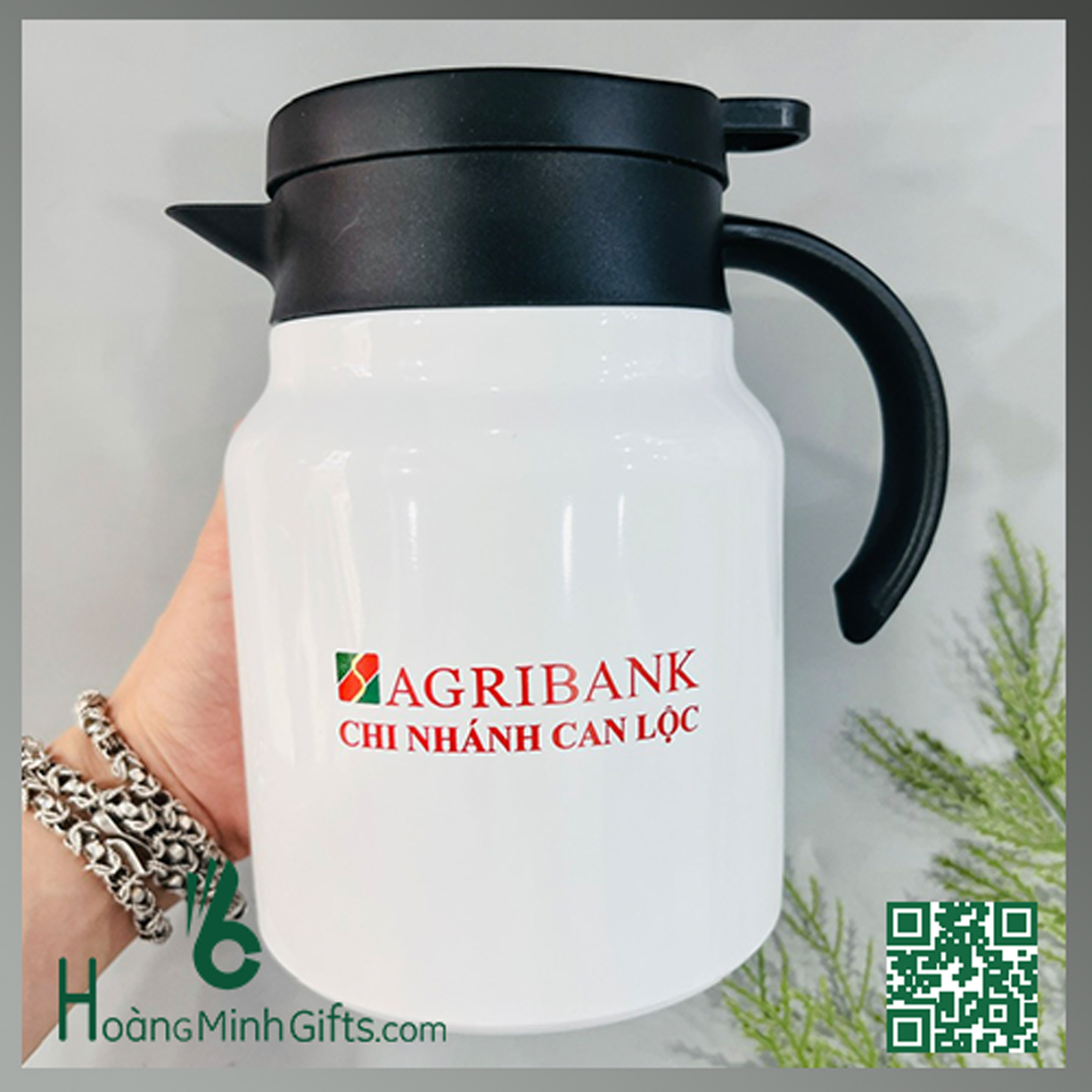 am-giu-nhiet-in-logo-khach-hang-agribank-can-loc