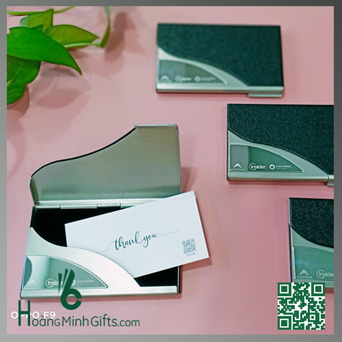 hop-dung-namecard-kim-loai-phoi-da-khach-hang-accesstrade