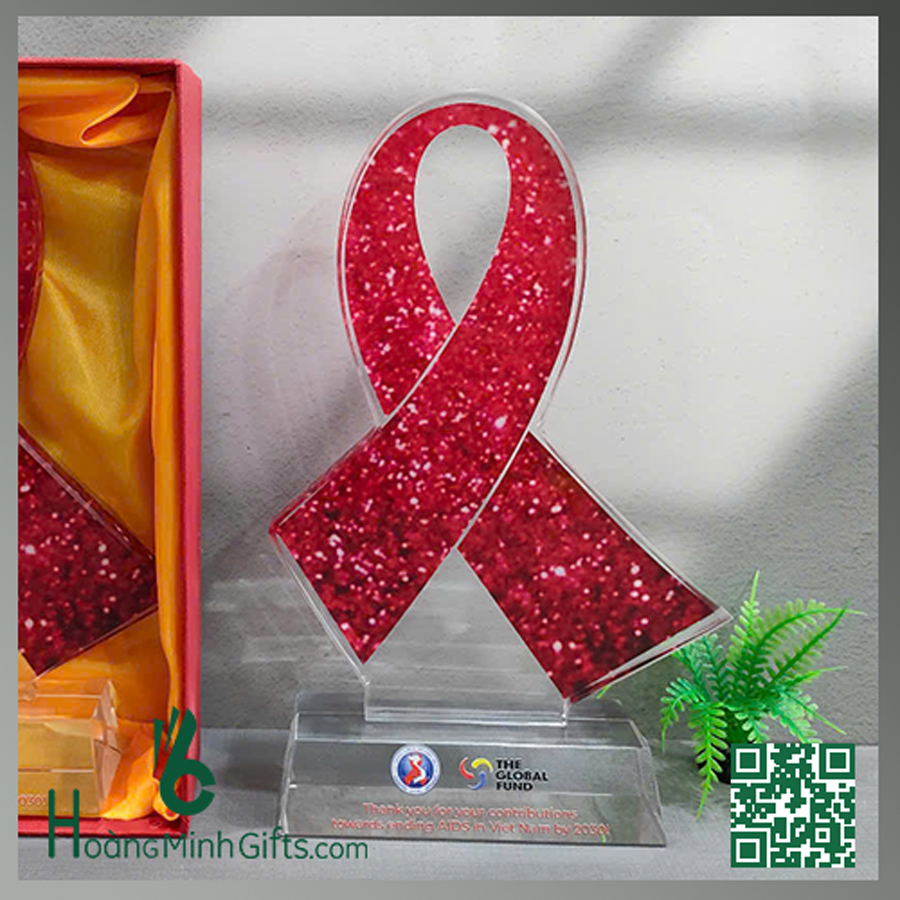 ky-niem-chuong-pha-le-khach-hang-cuc-aids
