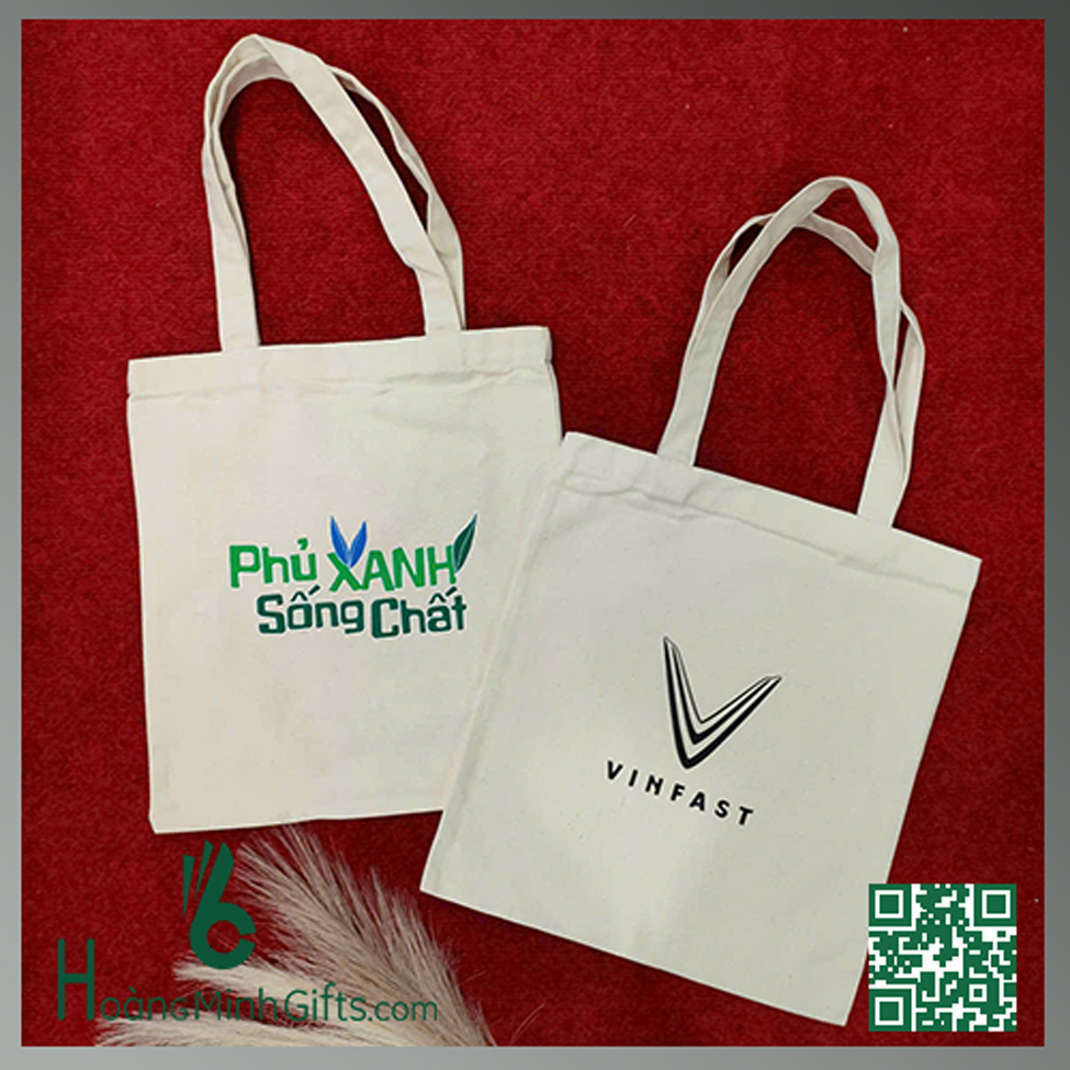 tui-vai-bo-canvas-khach-hang-vinfast