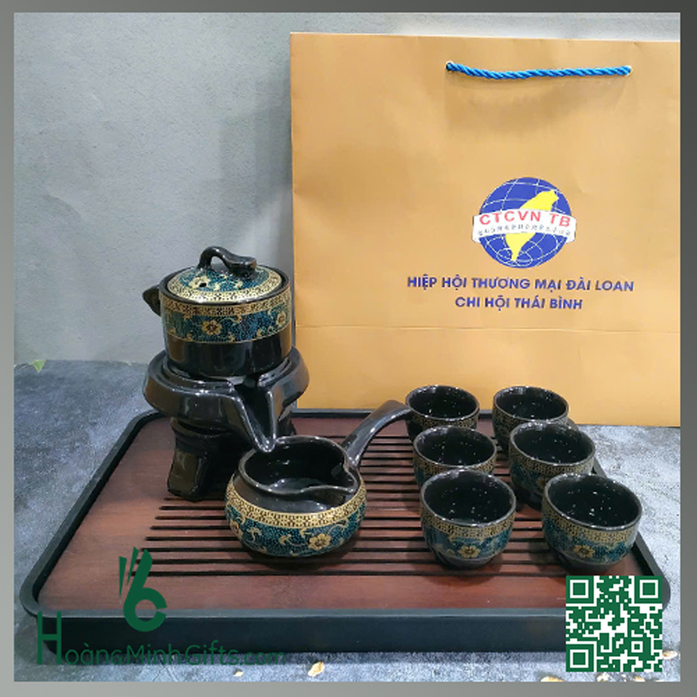 bo-am-chen-pha-tra-coi-xay-gom-su-khach-hang-hiep-hoi-dai-loan