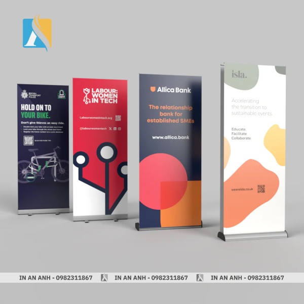 Băng rôn là gì? Phân biệt băng rôn với banner, standee, poster
