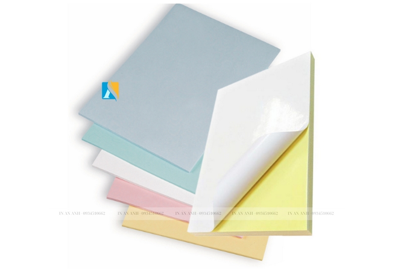 Giấy Decal được lựa chọn để in ấn khá nhiều hiện nay