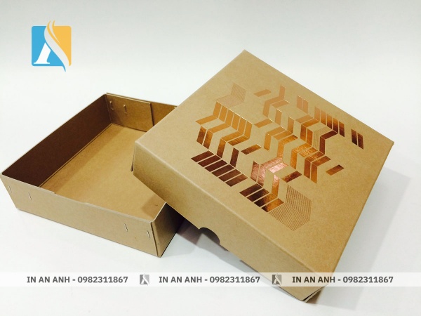 Sử dụng ép nhũ và ép kim trong hộp giấy đựng các sản phẩm cao cấp
