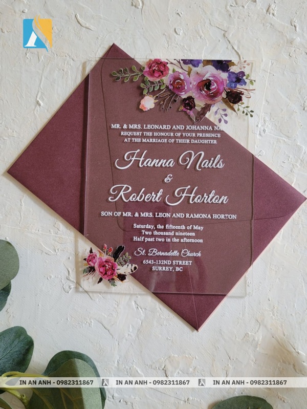 Độc đáo và sáng tạo với kiểu giấy in thiệp cưới chất liệu nhựa