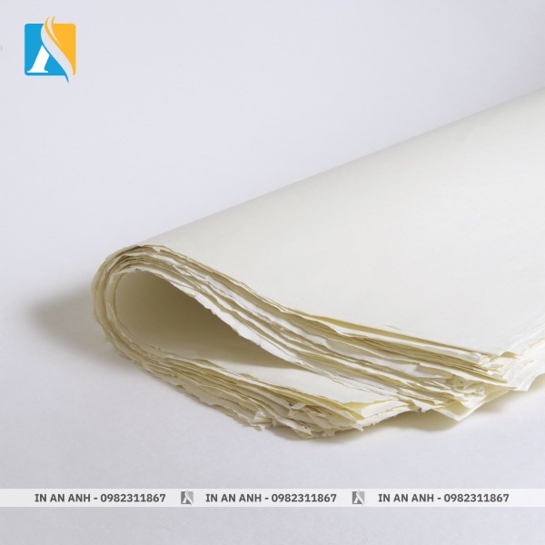Giấy Ivory là loại giấy cao cấp có đặc điểm nổi bật là hai mặt hoàn toàn khác nhau