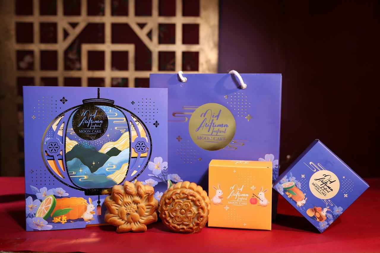 Hộp 4 bánh mẫu xanh sang trọng 