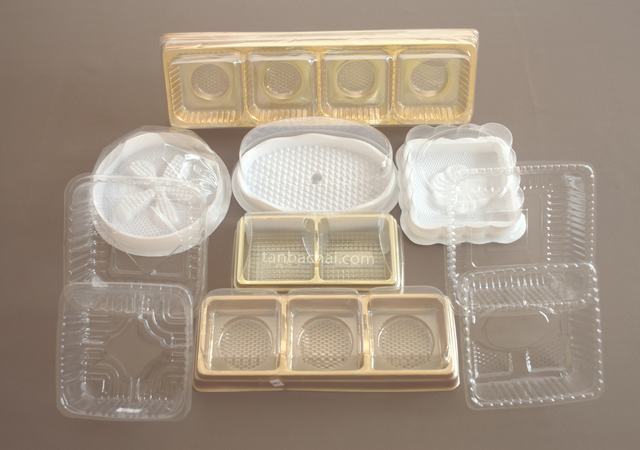 Các mẫu hộp nhựa đựng bánh trung thu 
