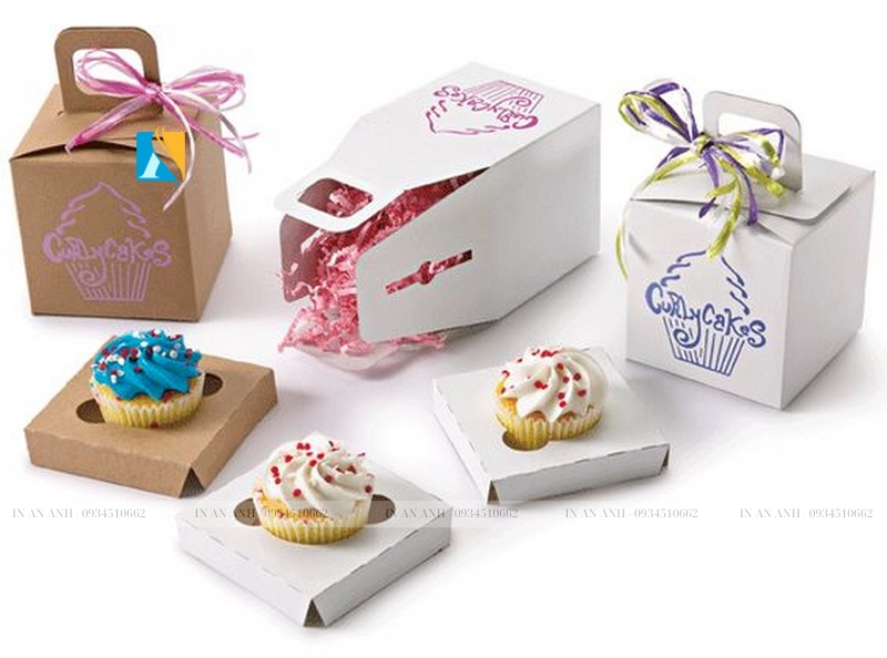 in hộp đựng bánh cupcake