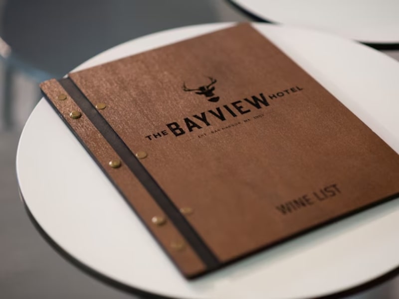 Mẫu tham khảo kích thước menu bìa gỗ