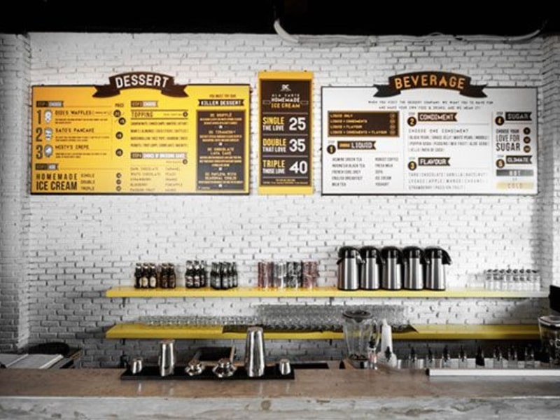 Menu thường có logo và màu sắc nhận diện giúp quảng bá thương hiệu