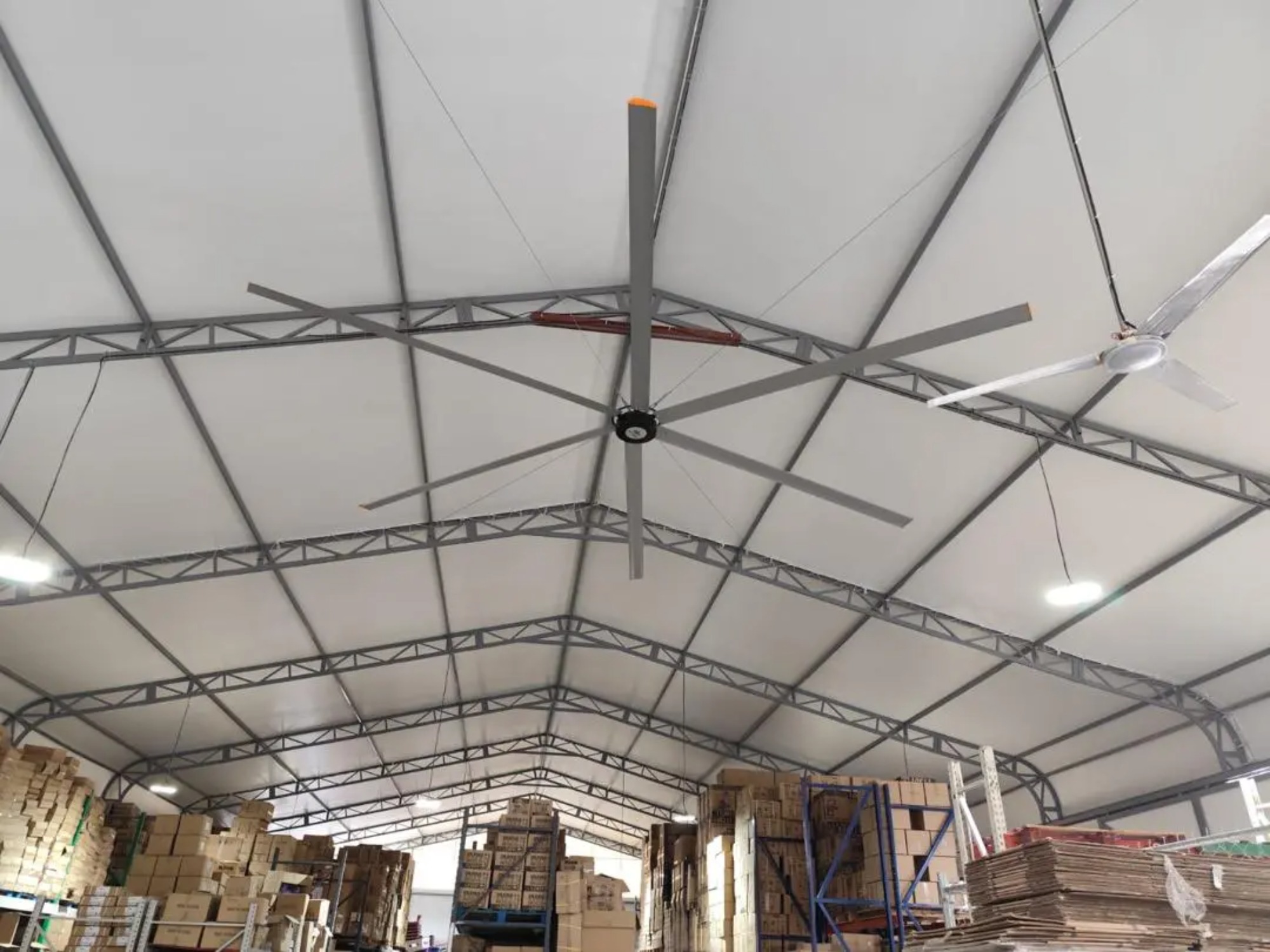 Quạt trần sải cánh rộng, tốc độ chậm, lưu lượng lớn HVLS - 6 cánh