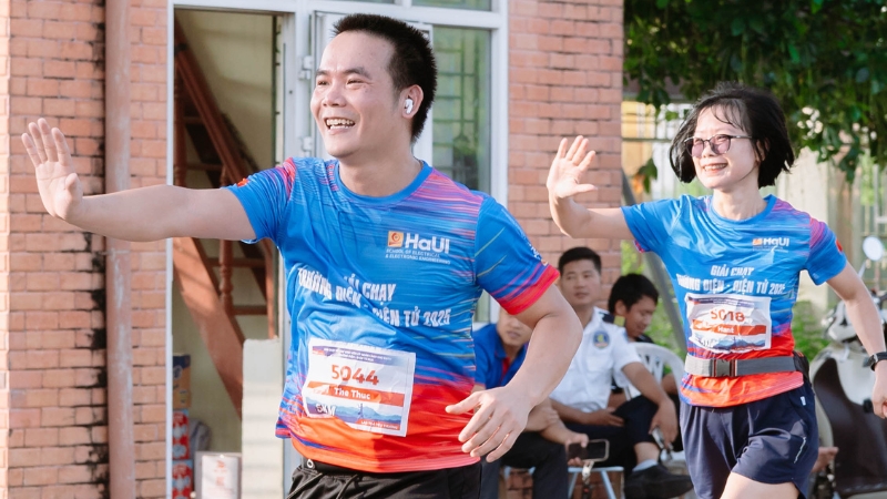 Đại diện công ty NTD Automation hào hứng tham gia giải chạy