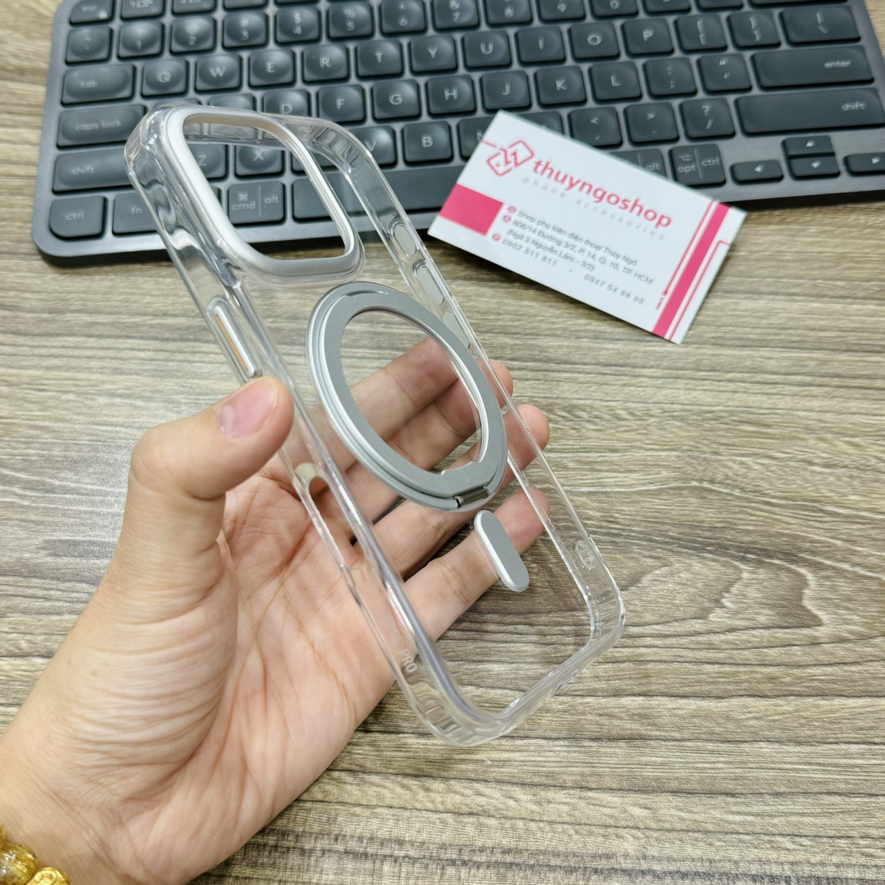 Ốp lưng trong suốt kèm chân đế xoay 360 độ iPhone 16 Pro