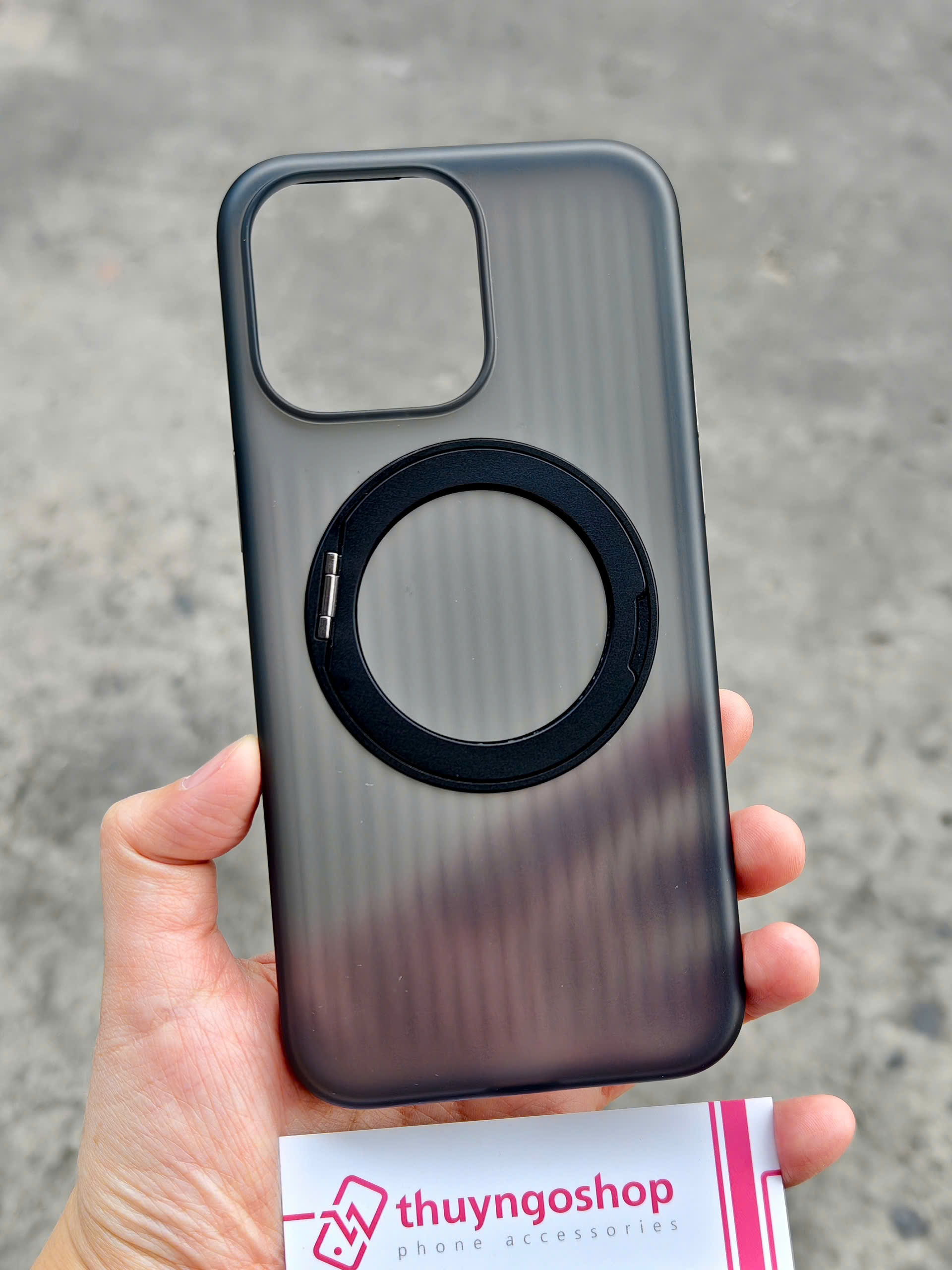 Ốp lưng kèm chân đế xoay 360 độ iPhone 15 Pro Max