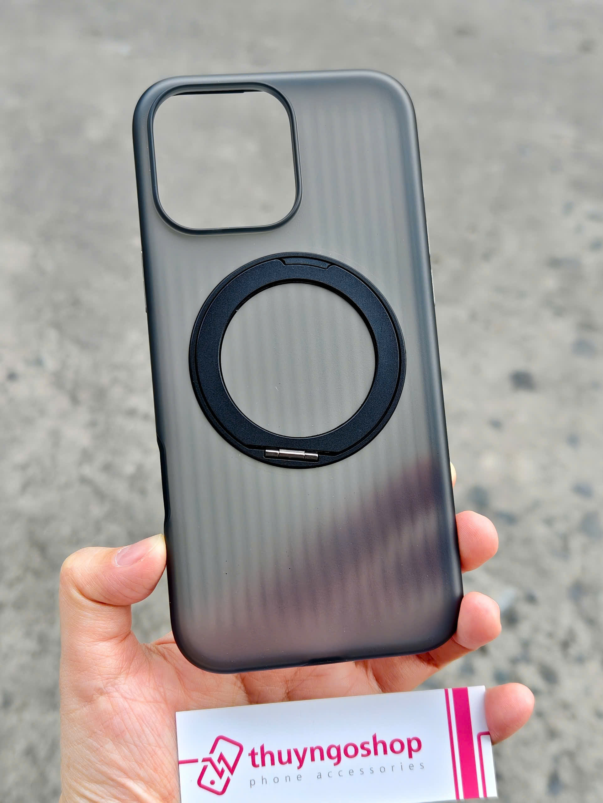 Ốp lưng kèm chân đế xoay 360 độ iPhone 16 Pro Max