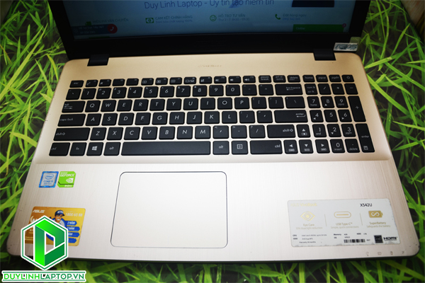 ASUS Vivobook X542U I5 8250 Ram 4Gb HDD 1TB NVIDIA Gefore 940MX