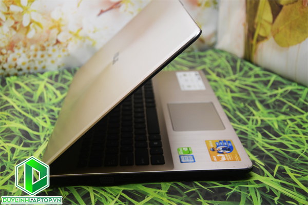 ASUS Vivobook X542U I5 8250 Ram 4Gb HDD 1TB NVIDIA Gefore 940MX