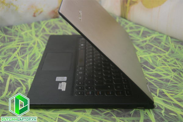 Lenovo YoGa 2 Pro core i7-4510u-8GB-SSD-128GB