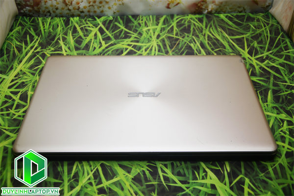 ASUS Vivobook X542U I5 8250 Ram 4Gb HDD 1TB NVIDIA Gefore 940MX