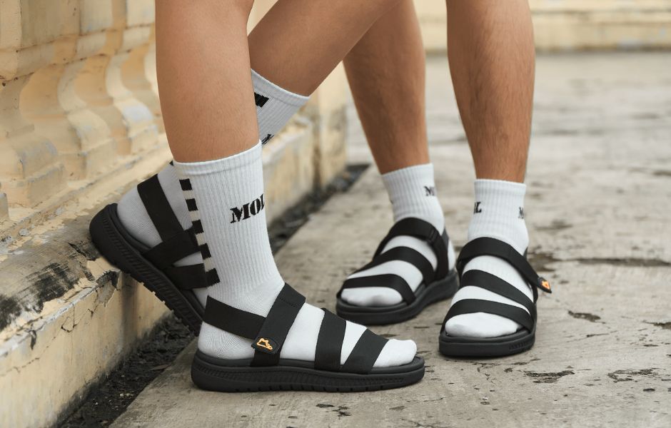 Giới thiệu bộ sưu tập sandal couple tại MOL