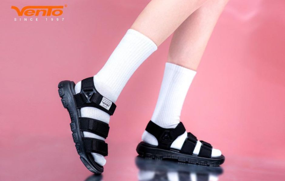 Tổng hợp các mẫu sandal Vento đi học mới nhất trong năm 2021