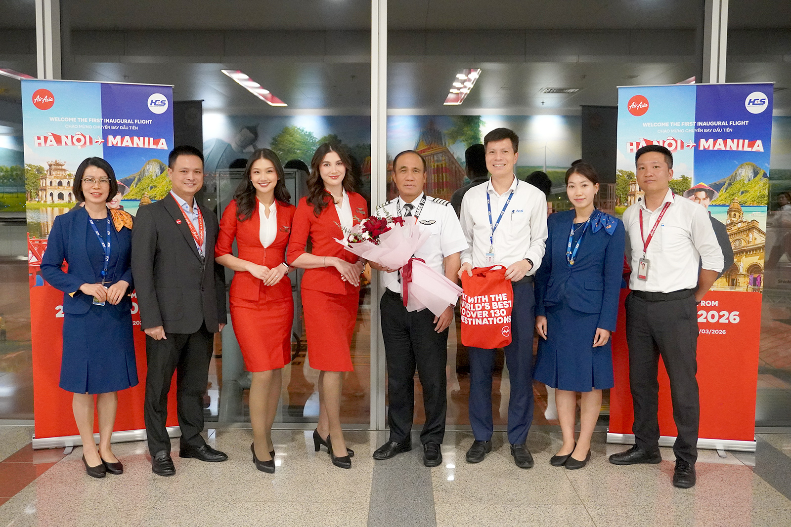 Chào mừng Philippines AirAsia khai thác chuyến bay đầu tiên tới Nội Bài