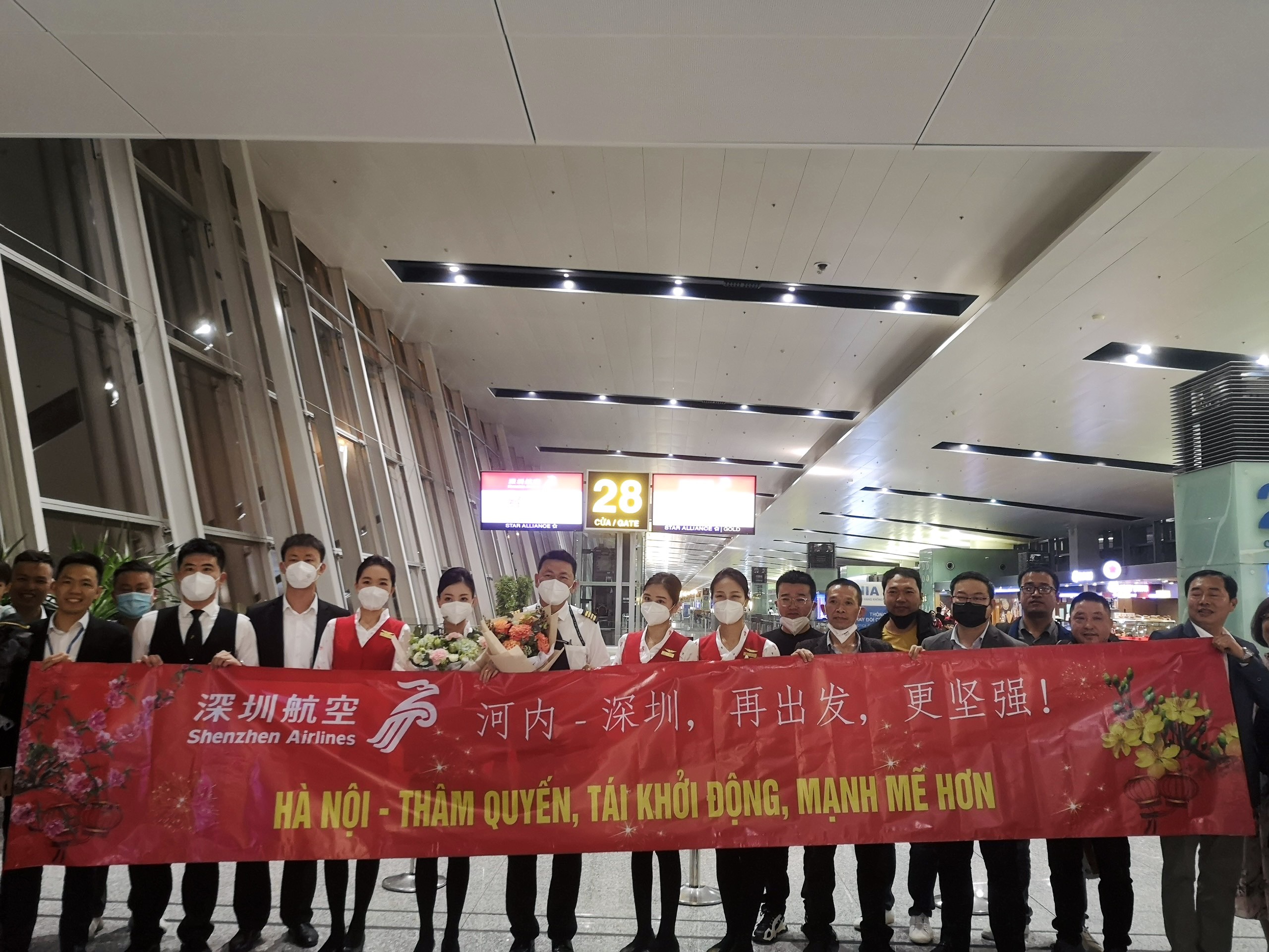 CHÀO MỪNG HÃNG HÀNG KHÔNG SHENZHEN AIRLINES KHAI THÁC TRỞ LẠI ĐƯỜNG BAY SHENZHEN - HÀ NỘI – SHENZHEN