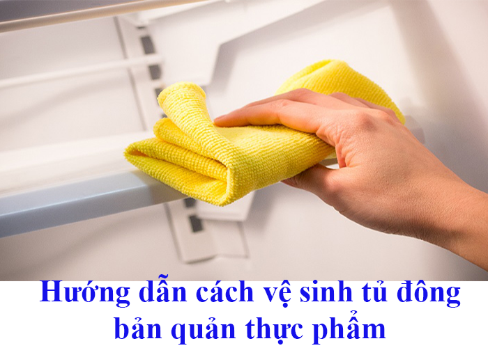 huong-dan-cach-ve-sinh-tu-dong-ban-quan-thuc-pham