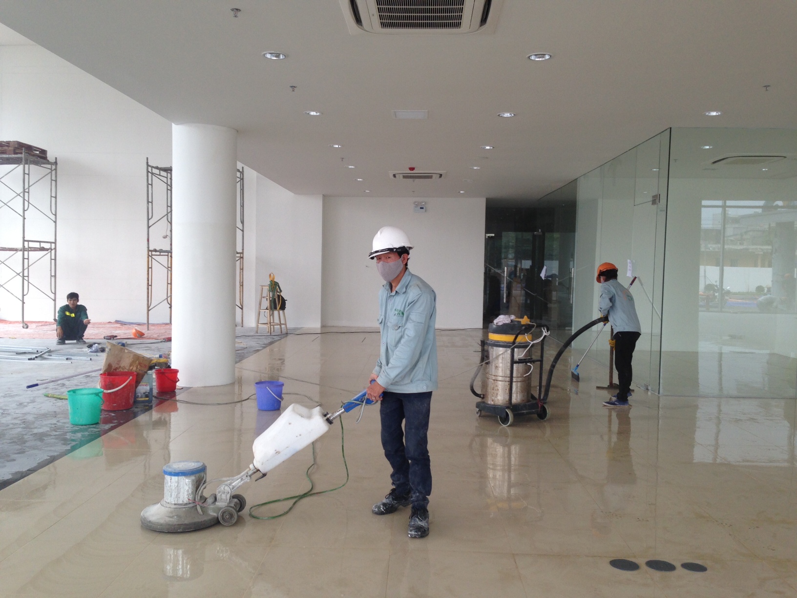 Cách sử dụng máy chà sàn
