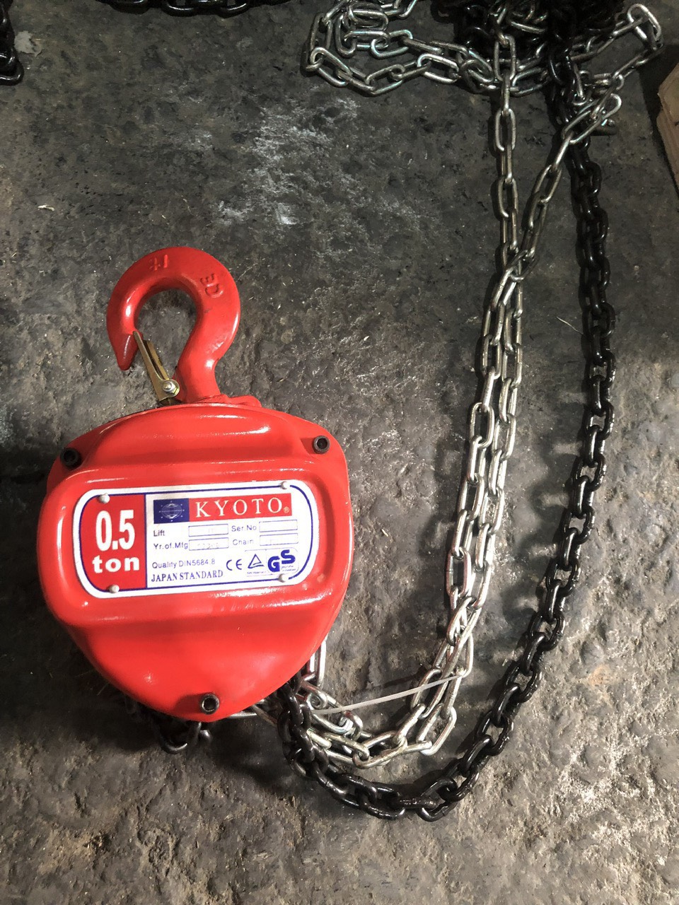 Chất lượng, thương hiệu và tiêu chuẩn an toàn