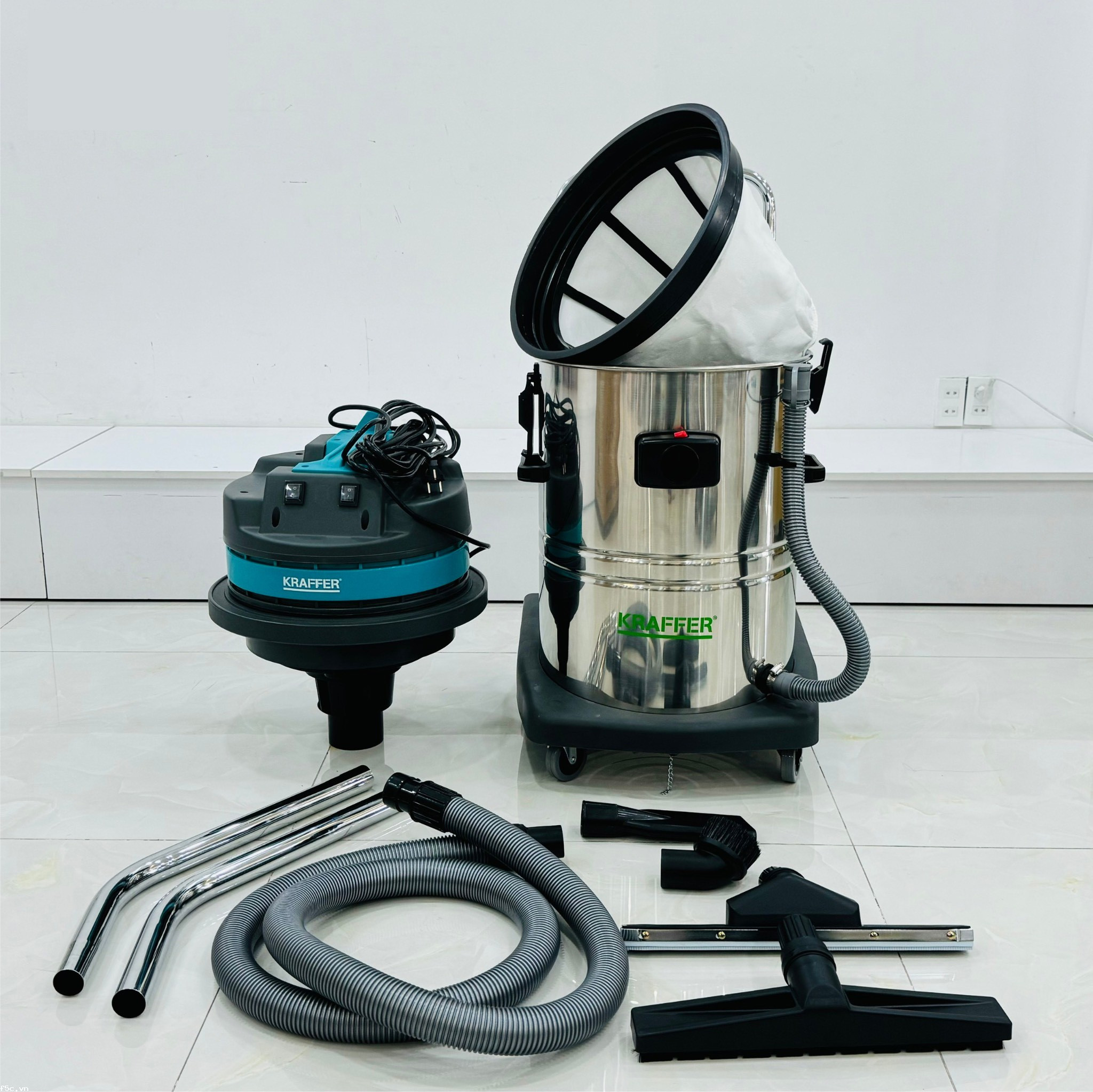 Dung tích thùng chứa bụi máy hút bụi công nghiệp