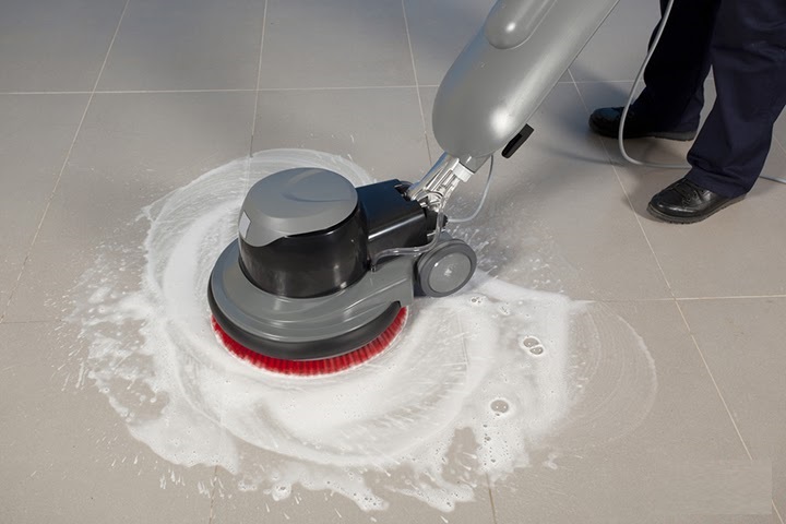 Hệ thống phun nước và dung dịch tẩy rửa