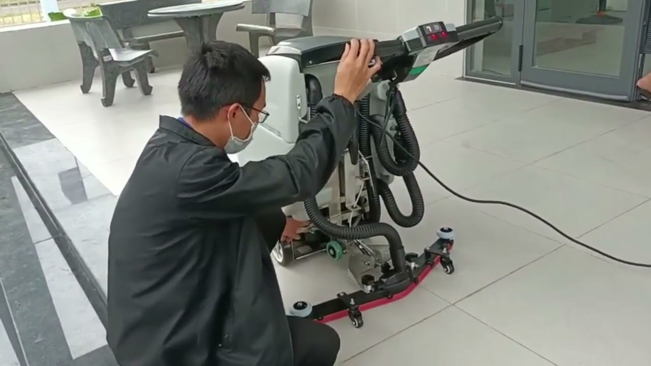 Hướng dẫn bảo dưỡng máy chà sàn đúng cách