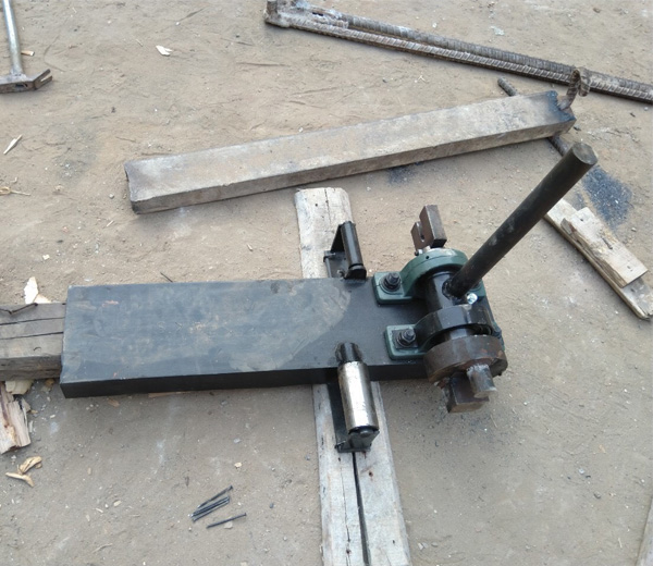 Vam Uốn Sắt F25