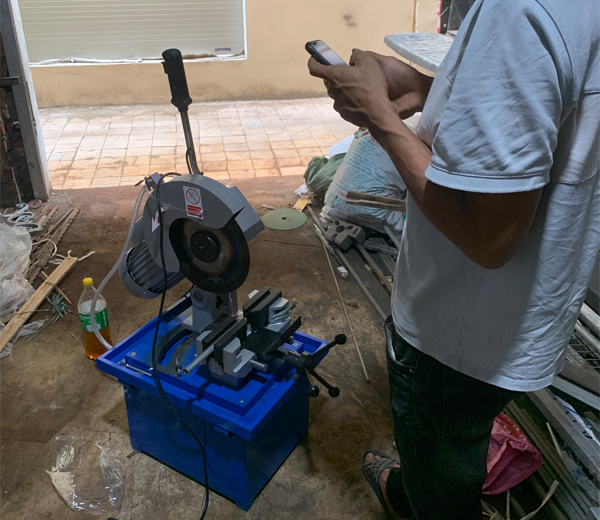 Máy Cắt Sắt Và Inox Không Bavia
