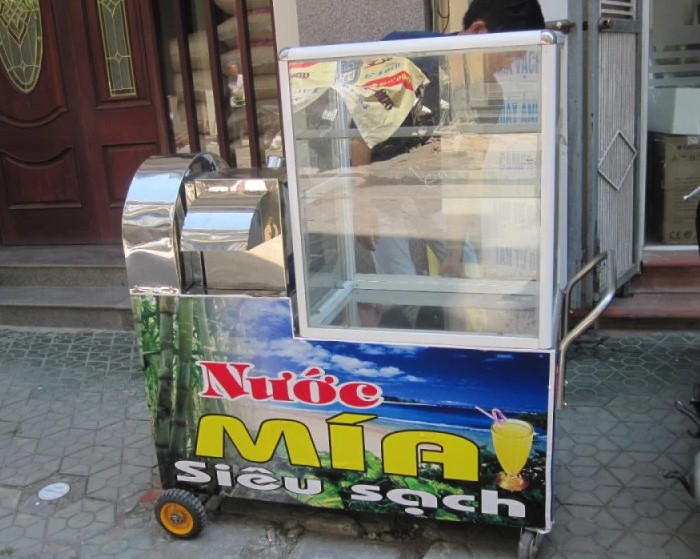 máy ép nước mía có tủ kính