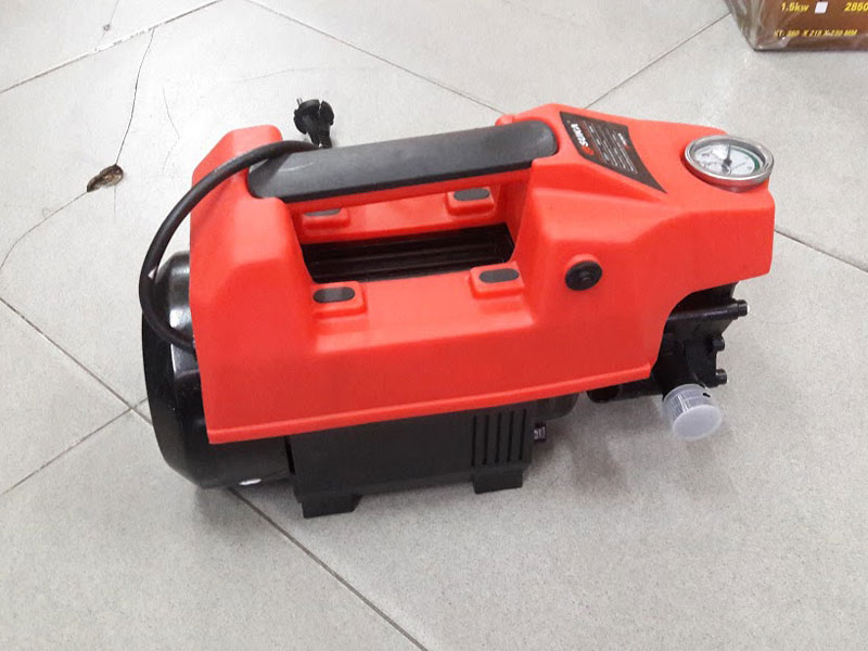 máy xịt rửa điều hòa mini